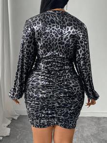 SHEIN LUNE Plus Size Women Deep V-Neck Lantern Sleeve Ruched Fitted Sexy Leopard Print Metallic Foil Dress - Multicolor - View 2