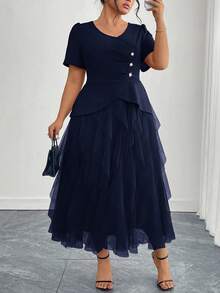 Ellevyn 大码女式纯色短款泡泡袖纽扣设计网眼下摆优雅连衣裙 - 藏蓝色 - 查看 3