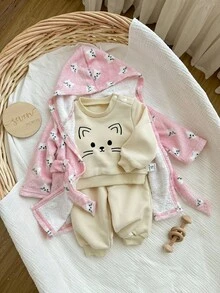 SHEIN 3pcs Newborn Baby Girls Cute Cartoon Kitten Embroidered Plush Homewear Set,Autumn Robe Long Sleeve Suit,Red And White Polka Dot,Family Matching - Multicolor - View 3
