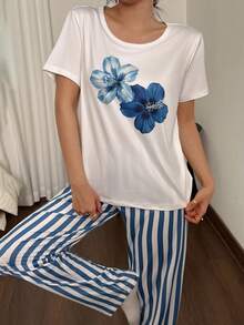 SHEIN 2 件女士花卉条纹印花休闲短袖睡衣套装女士条纹睡裤女士睡衣套装裤子女士夏季休闲套装花卉睡衣套装女士夏季睡衣套装 - 彩色 - 查看 5