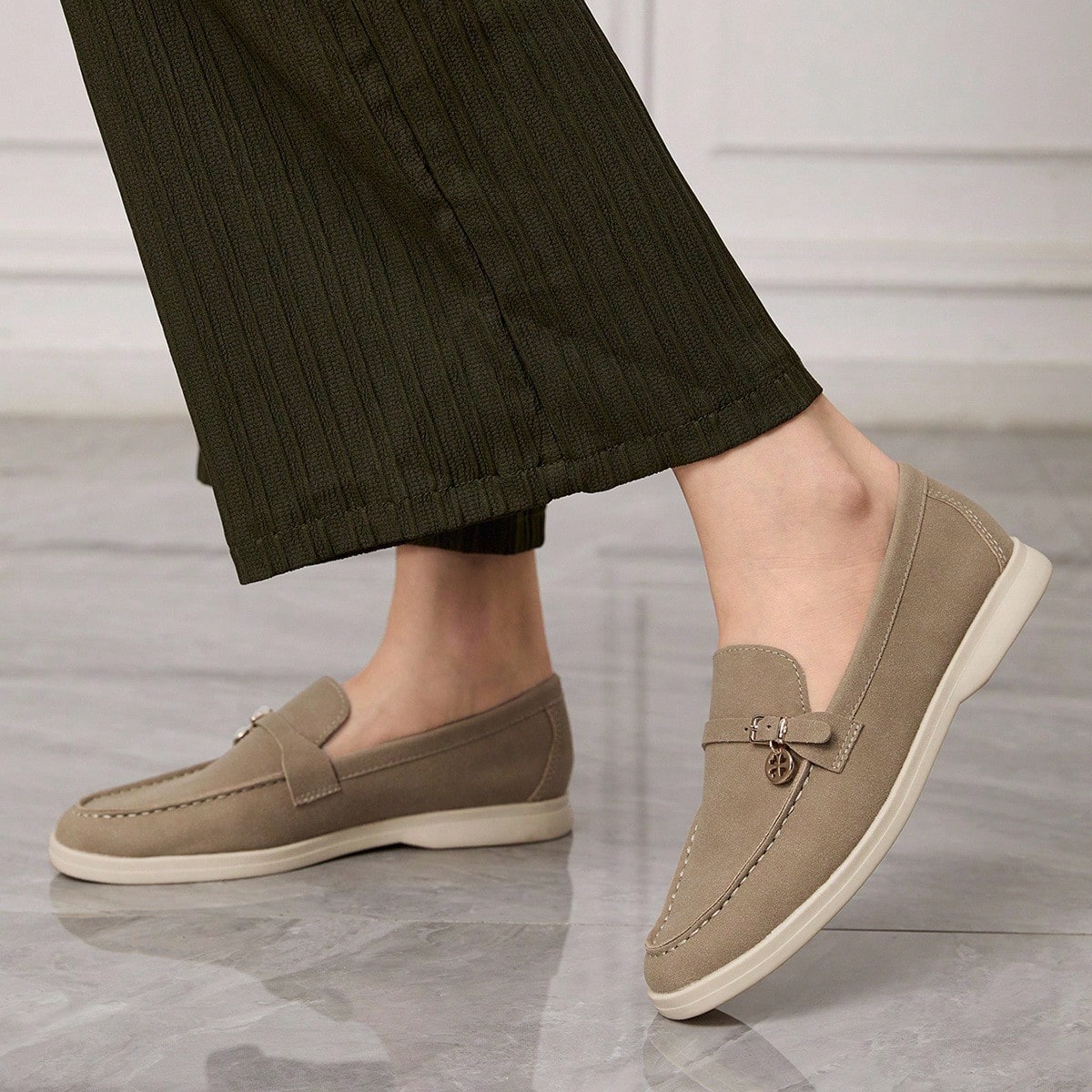 Mocasines cómodos con diseño de flecos para mujer, versátiles para el uso diario
