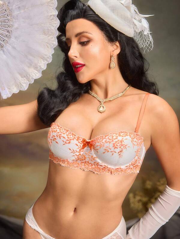 PinupPomp Women's Contrast Color Bow Decor Lace Underwire Bra