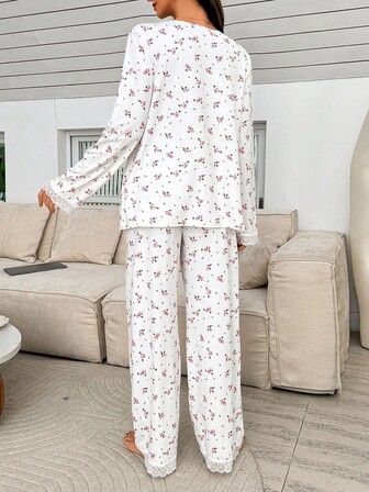 SHEIN Graviditet Moonlight & Mama Romantisk Blommig Kontrast Spets Långärmad Topp & Byxor Pyjamas Set För Gravida Kvinnor Blommigt Pyjamas Set Bekvämt Pyjamas Set, Höst Vinterkläder