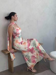 Andrea Bello 全新浪漫花卉网眼印花性感露背垂坠领连衣裙，配有超长肩带 - 粉色 - 查看 6