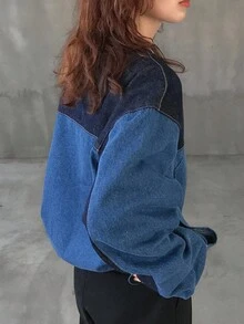 FRIFUL Áo denim dáng rộng cổ tròn tay dài trễ vai màu tương phản dành cho nữ - Màu xanh lam - Xem 5