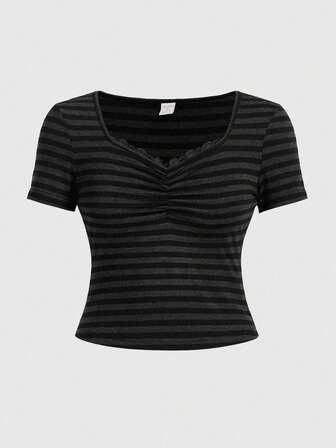 Camiseta de manga corta con pliegues y rayas para mujer de talla grande, versátil para el otoño