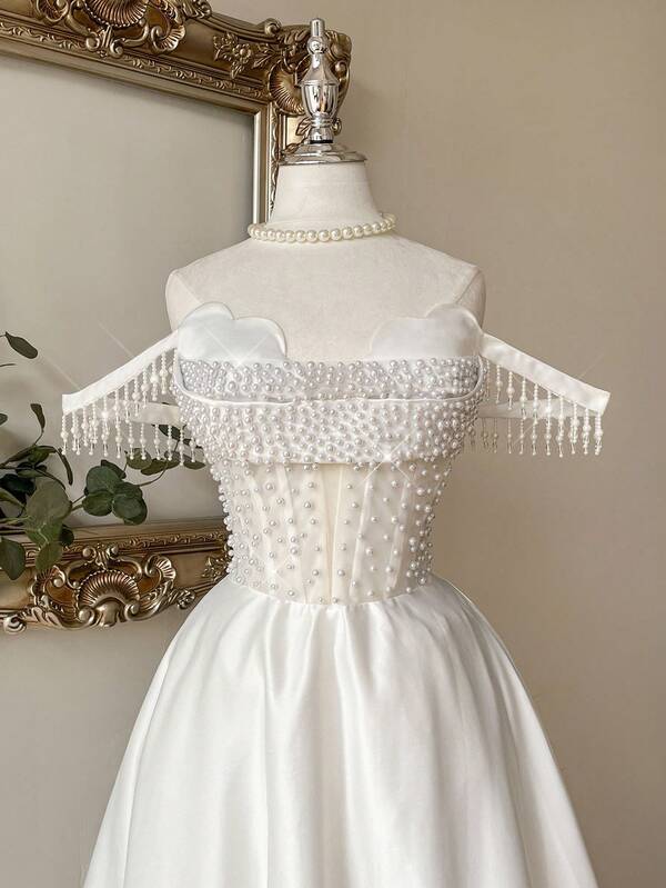 Lovelzi 优雅奢华白色网眼拼布缎面手工珍珠露肩贝壳领腰部透视 A 字中长连衣裙，适合正式场合