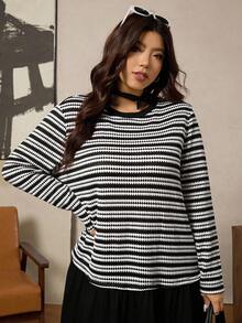 SHEIN LUNE Plus Size Women's Striped Patchwork Solid Hem Mini Dress,Long Sleeves Round Neck A-Line Ruffle Hem Black And White,Autumn,Casual,Everyday Fall Clothes - Black - View 4