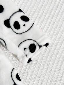 SHEIN معطف سميك مريح بغطاء رأس مطبوع بنجوم للأطفال الرضع، مناسب للخريف والشتاء