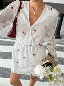 SHEIN Frenchy 女式花卉刺绣V领长袖时尚迷你连衣裙 - 米色 - 查看 1