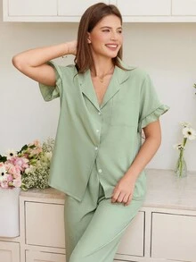 Snug Reverie 荷叶边口袋贴布睡衣套装/节日睡衣套装 - 綠色 - 查看 6