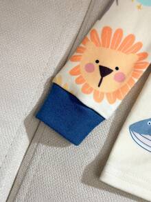 SHEIN 男婴舒适睡衣套装，花卉印花柔软针织圆领长袖上衣和松紧腰长裤 - 彩色 - 查看 4