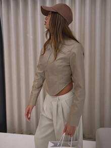 MUSERA Chaqueta de cuero sintético con cuello alto, cintura entallada y ajustada, elegante, sexy y de estilo urbano, perfecta para salidas nocturnas, fiestas, primavera y verano - Marrón - Ver 4