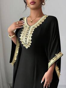 Elenzga 女式宽松 V 领蝙蝠袖连衣裙，带贴花装饰，优雅