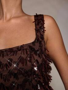 SHEIN BAE Damen einfarbiges braunes glänzendes Pailletten-Minikleid mit quadratischem Ausschnitt, braunes Cocktailkleid, Feiertagskleid, geeignet für Partys, formelle Anlässe, Galas, Festivals, Halloween, Weihnachten - Braun - Übersicht 7