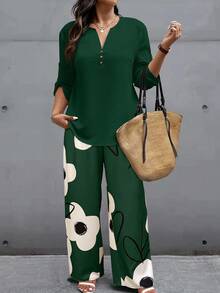 EMERY ROSE Conjunto informal de 2 piezas de camisa de manga corta con cuello en V y dobladillo curvo, talla grande pantalones, estampado aleatorio y talla grande - Multicolor - Ver 3