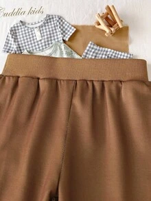 SHEIN 2 件套男婴幼儿 0-3 岁春夏休闲日常穿着叠穿熊印花圆领长袖运动衫 + 裤子套装 - 卡其色 - 查看 4