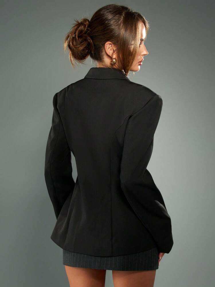 MISSGUIDED Women Blazer Oversized Long Sleeve Button Front Business Office Suit Jacket With Boxy Shoulder Structured Professional Work Wear Fall Winter Formal Outerwear