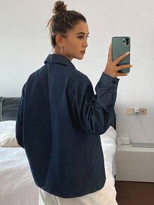 DAZY 女士翻领蝴蝶结肩带设计宽松长袖休闲牛仔衬衫 - 深色水洗藍 - 查看 4