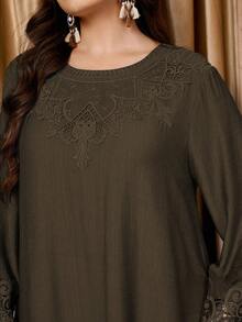 Graceveil 女士圆领长袖长上衣和直筒裤蕾丝拼接宽松休闲高端舒适大码套装 - 棕色 - 查看 7