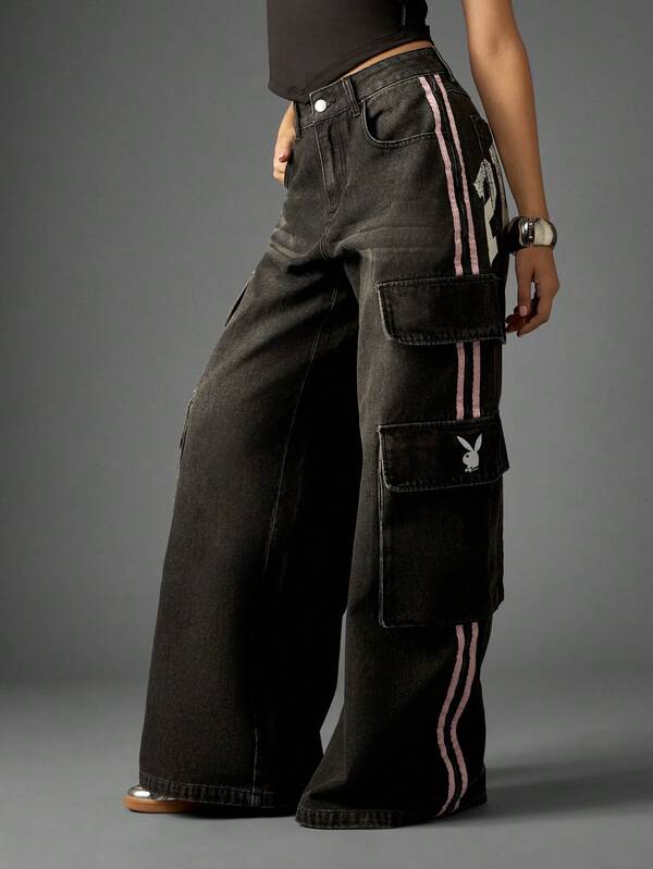 Missguided x Playboy Jeans cargo de pierna ancha y sobredimensionados de algodón con múltiples bolsillos y detalles de rayas laterales para estilo callejero