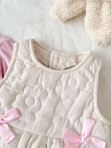 SHEIN 2件套女婴春夏新款可爱休闲乡村日常俏皮黄色格子3D彩色波点纹理面料蝴蝶结吊带宽松连体衣+发带发饰套装 - 紫色 - 查看 4