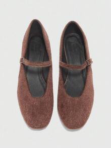 CUCCOO BIZCHIC 女士简约扣环设计休闲平底鞋 - 鏽棕色 - 查看 2