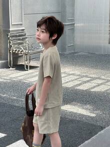 SHEIN Tween Boy Letter Patched Detail Tee & Shorts, School, Campus, College Summer Holiday - Apricot - View 4