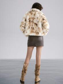 Airlisse Women's Fashion Faux Fur Collar Short Jacket, Winter - Multicolor - View 3