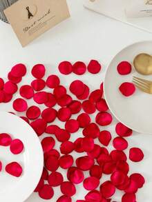 SHEIN 300/150/50/10 pièces Pétales de rose artificiels, pétales rouges faux confettis, pétales de soie pour mariage pour douche nuptiale, faux pétales, décoration de table de la mariée, mariage, panier de demoiselle d'honneur, allée, centre de table