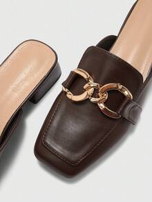 CUCCOO BIZCHIC Sepatu hak tinggi wanita minimalis modis dengan ujung persegi dan hiasan rantai logam, cocok untuk liburan, perjalanan, dan gaya retro untuk Natal dan Musim Semi. - Coffee Brown - View 6