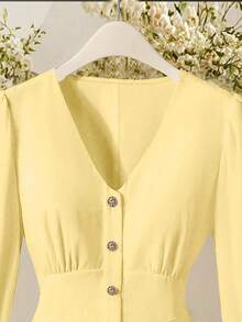 Franclia Elegant V-Neck Ruched Waist Front Button Long Sleeve Blouse With Ruffle Cuff, Spring/Autumn - Light Yellow - View 3