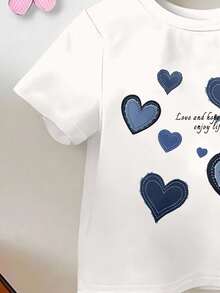 SHEIN Playful Pals 2 Peças Conjunto de Calças Flare para Bebê Menina, Primavera/Outono, Denim Falso e Estampa de Coração, Conjunto Casual Fofo para Uso Externo