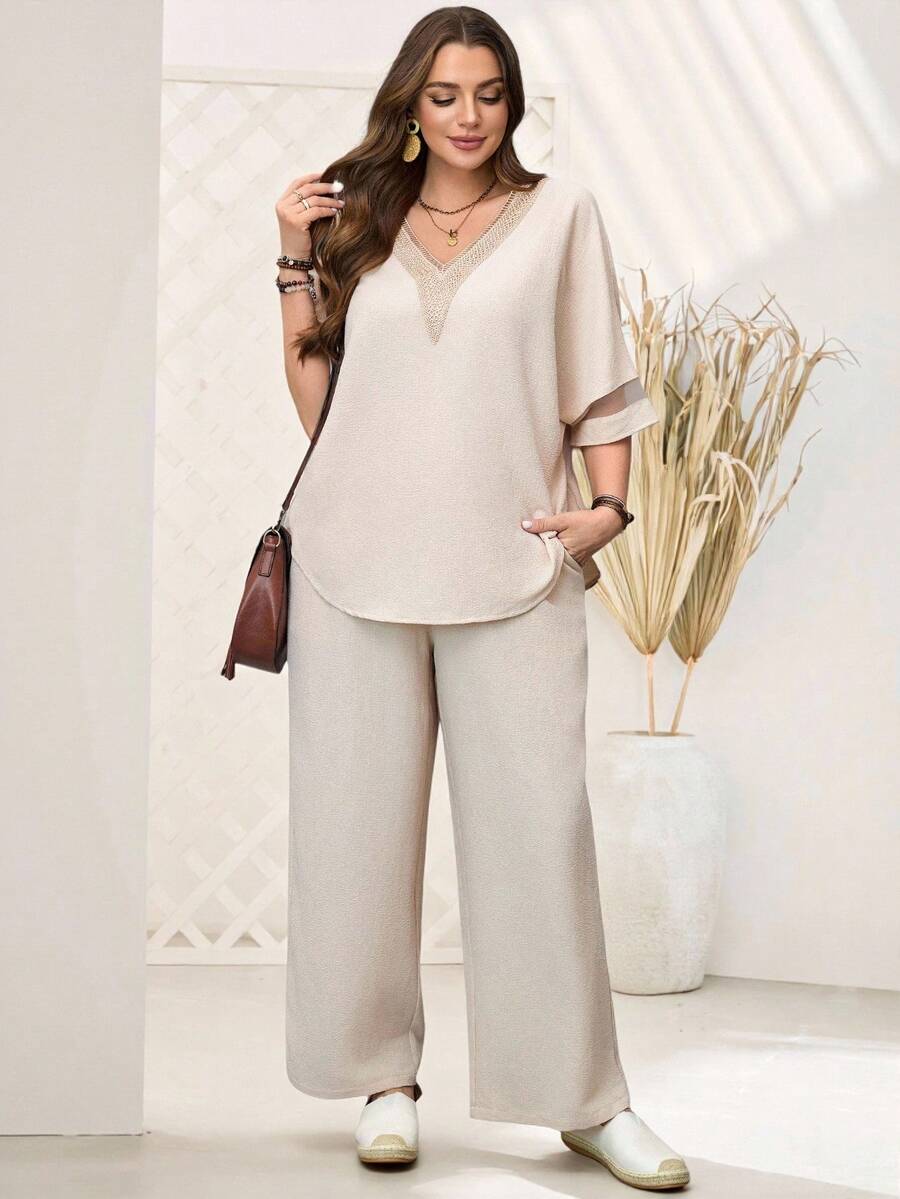 EMERY ROSE Plus Size Vacation Casual Mesh Splice Batwing Top And Pants 2 Pieces Set,Spring Outfits For Women,Tropical Vacation Woman Clothes