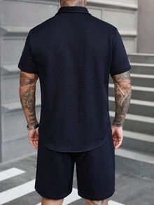Manfinity Homme 男士几何纹理短袖衬衫和短裤休闲西装，夏季 - 藏蓝色 - 查看 2