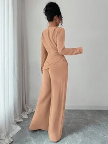 SHEIN Raffinéa Bộ 2 món/Bộ đồ nữ cổ tròn màu trơn xếp ly viền bất đối xứng tay dài 2 món mặc ở nhà Bộ đồ hai mảnh kín đáo cho nữ Bộ đồ hai mảnh thanh lịch cho nữ - Màu Khaki - Xem 2
