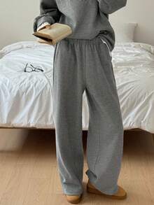 DAZY 女士V领二合一宽松长袖卫衣和直筒裤休闲家居服套装 - 灰色 - 查看 5