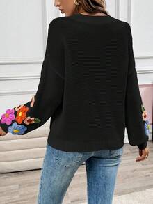 EMERY ROSE Casual Fashion Versatile V-Neck Crochet Sleeve Floral Decor Lantern Sleeve Women Pullover Sweater