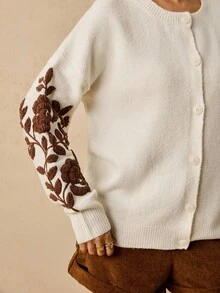 Travachic Áo len cardigan tay dài cài nút phía trước dáng rộng thoải mái cho nữ cỡ lớn vào mùa thu/đông - Màu be - Xem 3