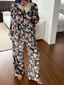 DAZY Ensemble de pyjama pour femmes avec imprimé floral, garniture en dentelle et manches bouffantes en polaire. Vêtements d'automne et d'hiver - Noir - Voir 8