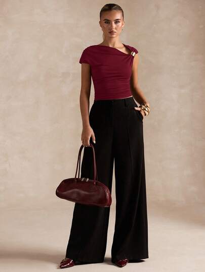 SHEIN BAE Women's Fashionable Elegant Solid Color Oblique Shoulder Short T-Shirt,Red Top