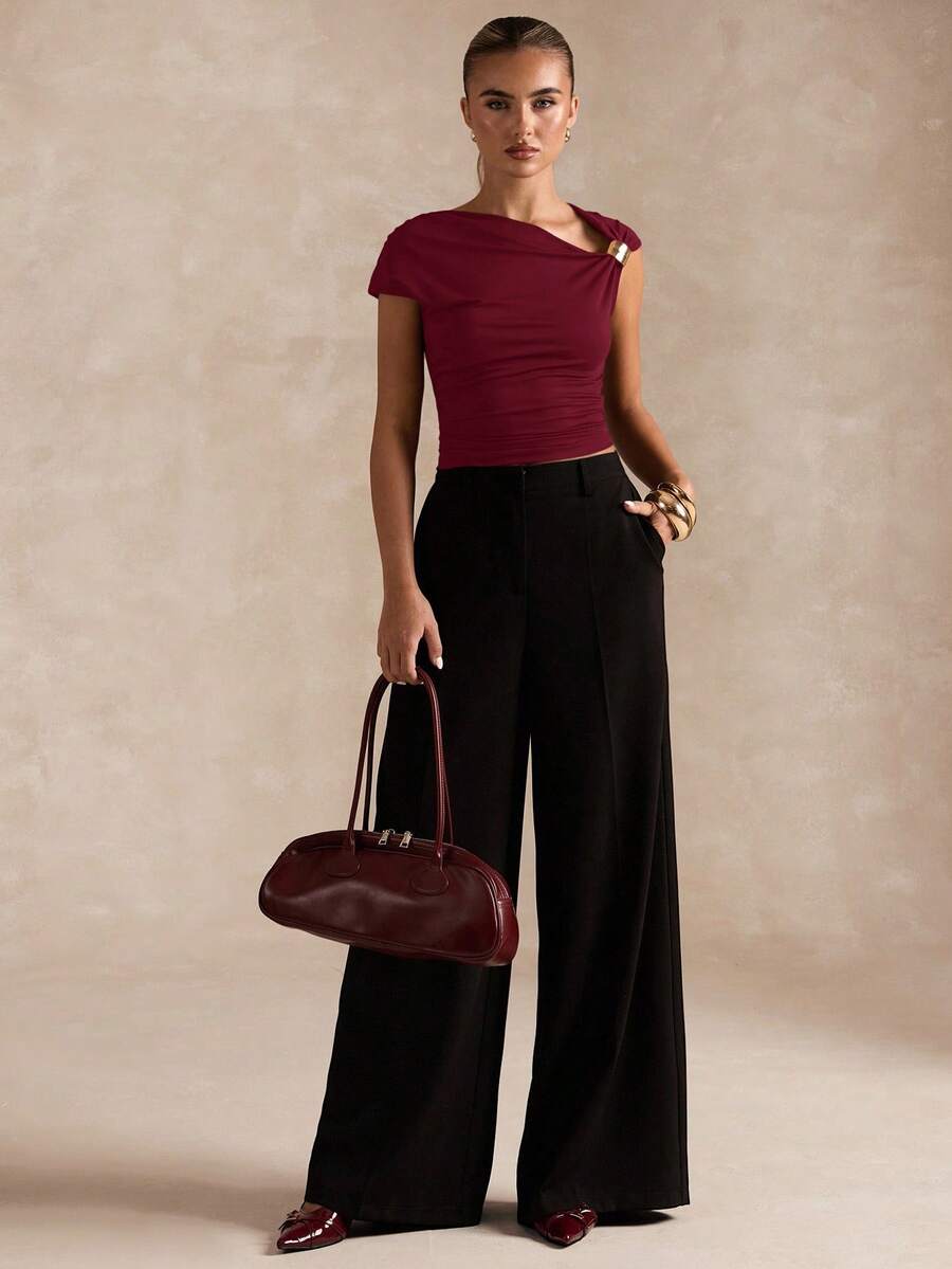 SHEIN BAE Women's Fashionable Elegant Solid Color Oblique Shoulder Short T-Shirt,Red Top