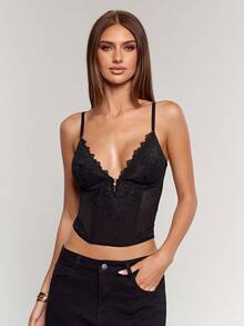 SHEIN BAE Solid Color Lace Sexy Fitted Cropped Camisole Top For Women,Black Corsets, Elegant Tops, Sexy Tops, Lace Corsets, Date Tops, Club Tops, Going Out Tops, Christmas Tops, Halloween Corsets