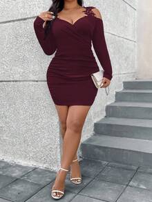SHEIN Clasi Plus Size Women Off Shoulder Long Sleeve Solid Color Bodycon Dress - Red - View 5