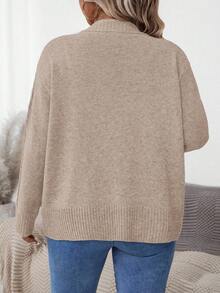 大码女式纯色休闲宽松长袖开衫 - 卡其色 - 查看 2