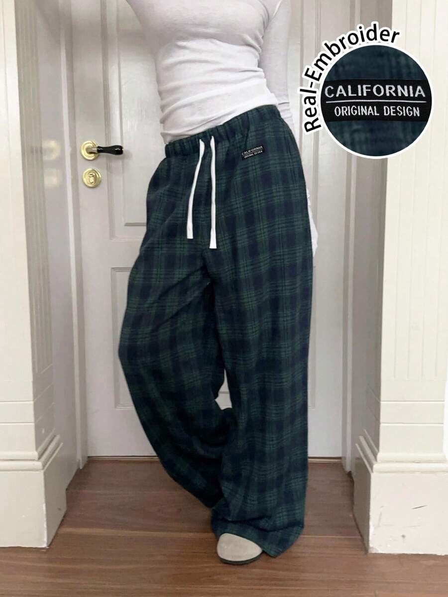 SHEIN EZwear Casual & Homewear Style Loose Fit Wide Leg Pants, Olive Green Plaid With Embroidered Letter Badge, Contrast Blue & Green Color, Suitable For Autumn/Winter,Fall