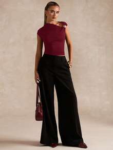 SHEIN BAE Women's Fashionable Elegant Solid Color Oblique Shoulder Short T-Shirt,Red Top