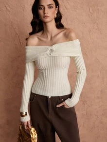 Rafferiza Elegant Off Shoulder Fitted Solid Color Sweater, Suitable For Commuting - Beige - View 3