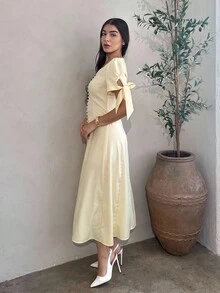 Andrea Bello Solid Color V-Neck Button Cuff Bowknot Elegant Women Long Dress - Yellow - View 5
