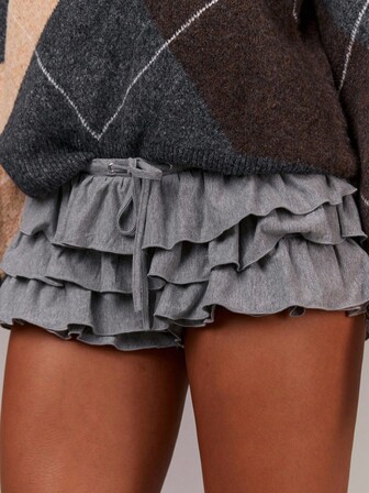 Athîral 女式休闲纯色抽绳多层荷叶边迷你短裤